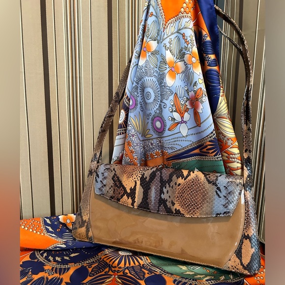 Serpent print shoulder bag from Milan - Picture 1 of 9